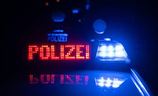 Die Gütersloher Polizei hatte seit Mittwochnachmittag eine 54-jährige Frau gesucht. Sie ist wieder aufgetaucht. - Symbolfoto/dpa