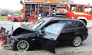 Eine 84-Jährige ist am Sonntag schwer verletzt worden. Die Polizei vermutet, dass ein Raser dafür verantwortlich war. - Polizei Herford
