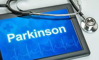 An einer Studie der Uniklinik Köln nehmen aktuell vier Parkinson-Patienten aus Bad Oeynhausen teil. - picture alliance / Zerbor/Shotshop
