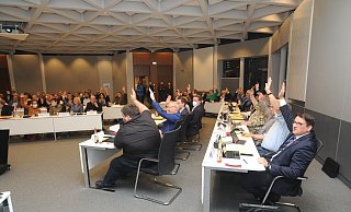 CDU, Grüne, FDP und FWG stimmten im Kreistag Minden-Lübbecke für den Klinik-Standort in Espelkamp. - Joern Spreen-Ledebur