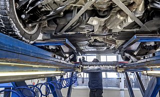 Vorwürfe gegen einen Bielefelder TÜV-Prüfer. - Symbolfoto