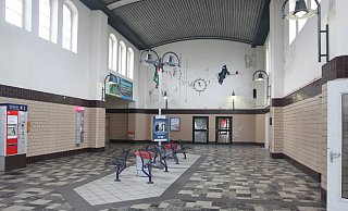 In der Bahnhofshalle soll es so gemütlich werden, dass man gerne verweilt. - Heidi Froreich