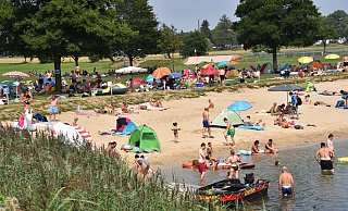 Trotz meteorologischen Herbstbeginns begleiten Höxter sommerliche Temperaturen. Doch die Hitze kann auch negative Folgen haben. - Thomas Kube Trotz meteorologischen Herbstbeginns begleiten Höxter sommerliche Temperaturen. Doch die Hitze kann auch negative Folgen haben. - Thomas Kube