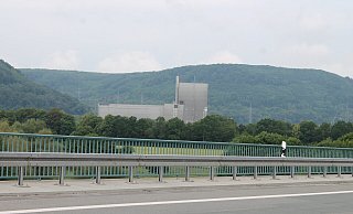 Logistikzentrum, Bereitstellungslager oder Zwischenlager - das ist hier die Frage. - Manuela Puls