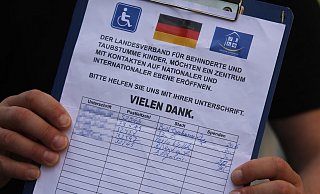 Mit diesem Zettel haben dubiose Spendensammler in Bad Oeynhausen versucht, einen NW-Leser abzuzocken. - Ulf Hanke