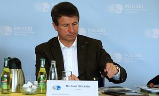 Kompromisslos: Höxter Landrat Michael Stickeln will Gewalt gegen Einsatzkräfte nicht akzeptieren. - David Schellenberg