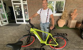 E-Bike-Händler Karl-Heinz Pott hat sich bei Claas eine Lizenz für die neuen Claas-E-Bikes gesichert. - Markus Voss