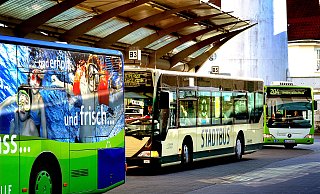 Am ZOB in Gütersloh stieg der Unbekannte aus dem Bus - dort verliert sich seine Spur. - Andreas Fruecht