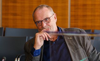 Norbert Wörmann leitet die Corona-Abteilung im Gesundheitsamt und sieht gerade alle Felle davonschwimmen. - Andreas Zobe