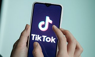 Es bedarf nur weniger Klicks und Handgriffe, schon ist ein Video gedreht und auf Tiktok online gestellt. - Jens Kalaene