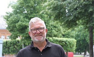 Der Niederländer Christiaan Veenstra schickt seit Jahrzehnten die Steinheimer auf Reisen. - Madita Schellenberg