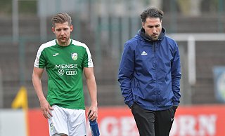 FCG-Trainer Julian Hesse (rechts) sprach nach der 2:3-Niederlage gegen die Sportfreunde Lotte von einer „riesigen Enttäuschung“. - Archivfoto/ Jens Dünhölter