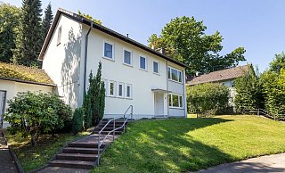 Eine der recht großzügigen 13 Offiziersvillen im Musikerviertel, die unter Denkmalschutz gestellt werden. Mit dem Beschluss ist der Weg zum Verkauf frei. - Oliver Krato