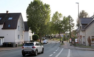 Die Elverdisser Straße wird für mehrere Wochen in beide Richtungen komplett gesperrt. - Frank-Michael Kiel-Steinkamp