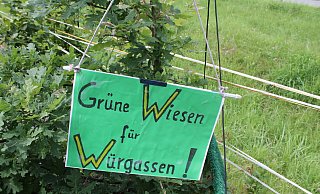 Zu erkennen am gelben "W": Protest der Bürgerinitiative Atomfreies 3-Ländereck. - Manuela Puls