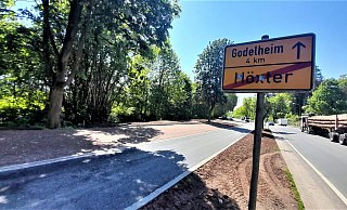 Der Parkplatz an der Bundesstraße 64 von Godelheim kommend, die Kleine Pause, ist wieder offen. - Simone Flörke