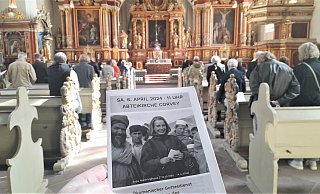 In der ehemaligen Abteikirche in Corvey - dem Ort, an dem auch der Trauergottesdienst vor zehn Jahren stattgefunden hatte - trafen sich zum Gedenken rund 60 Menschen. - Simone Flörke