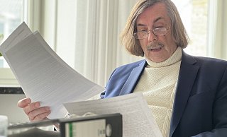 Güterslohs Bürgermeister Norbert Morkes äußert sich bislang nicht zu den gegen ihn erhobenen Vorwürfen. - Jeanette Salzmann