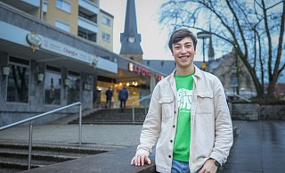 Marios Vafiadis, der 16-jährige Schüler des Ratsgymnasiums, ist jüngster SPD-Vorsitzender der Stadt Bielefeld. Er hat viel vor. - Sarah Jonek