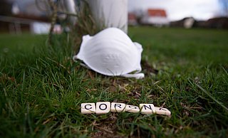 Das Coronavirus soll nicht mehr zu massenhaften Spielabsagen führen. Das will der Verband erwirken. - Noah Wedel