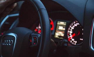 Ein kleines Mädchen hat es geschafft, das Auto der Mutter zu starten. - Pixabay (Symbolbild)