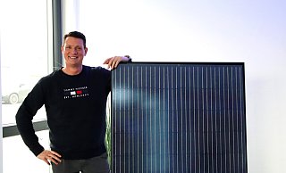 Sven Kirchhoff benennt nicht nur aktuell sein Unternehmen um, sondern expandiert auch. Die Engeraner Kirchhoff Energietechnik GmbH ist bundesweit in Sachen Photovoltaik-Bau vor der Planung bis zur Wartung aktiv. - Andreas Sundermeier