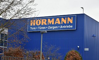 Gegen den Tor- und Türenhersteller ermittelt die Bielefelder Staatsanwaltschaft. - Birgit Nolte
