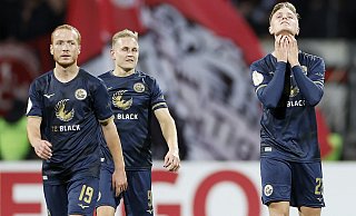 Die Ex-Paderborner (v. l.) Sebastian Vasiliadis und Kai Pröger könnten am Freitag in der Partie bei ihrem Ex-Klub in der Rostocker Startelf stehen. SCP-Leihgabe Jasper van der Werff muss dagegen passen. - picture alliance
