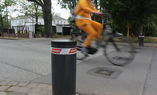 Die Schützenbrücke ist von 20 bis 8 Uhr gesperrt. Das gilt auch für Radfahrer, darauf weist die Polizei hin. - Ulf Hanke