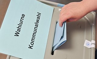 Am 17. November 2014 können alle wahlberechtigten Gütersloher einen Nachfolger für Norbert Morkes wählen. - Patrick Pleul