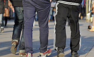 Die Jogginghose ist bereits auf vielen Schulhöfen in Deutschland populär geworden. Eine Schule in Wermelskirchen geht jetzt dagegen vor. - Symbolbild dpa