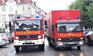 Mit zwei Fahrzeugen war der Löschzug Höxter am Marktplatz im Einsatz. - Simone Flörke