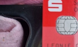 Eine Passantin fand in Schildesche die abgelaufene Geldkarte der vermissten 17-Jährigen. - privat