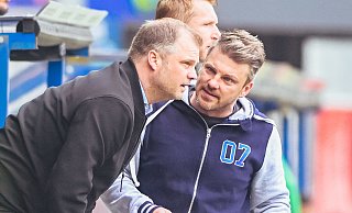 SCP-Sportchef Fabian Wohlgemuth (l.) und Trainer Lukas Kwasniok haben den Transfermarkt weiter genau im Auge. - Besim Mazhiqi