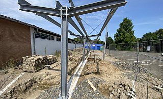 Still ruht die Baustelle für die Fahrradabstellanlage am Freibad. - Dirk Windmöller
