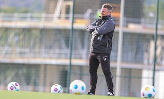 SCP-Coach Lukas Kwasniok ist froh darüber, dass die zuletzt dauerpräsenten Proteste nun wahrscheinlich ein Ende haben. - Oliver Krato