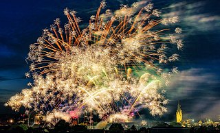 Zum Abschluss des Libori-Fests wurde das große Feuerwerk in diesem Jahr aus dem Garten des Leokonvikts in der Südstadt abgefeuert. - Besim Mazhiqi