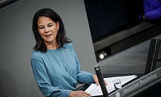 Annalena Baerbock (Bündnis 90/Die Grünen) will sich auch künftig voll auf ihre Aufgaben als Außenministerin konzentrieren. - Kay Nietfeld