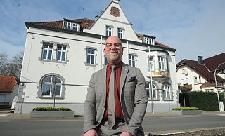 Marko Steiner ist Bürgermeister der Stadt Pr. Oldendorf. - Joern Spreen-Ledebur