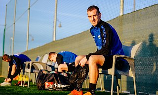 Uwe Hünemeier, der am Montag 37 Jahre alt wurde, schnürt im SCP-Trainingslager in Spanien erstmals seine Fußballschuhe. - Besim Mazhiqi