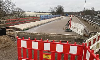 Die Brücke über die B611 ist noch einige Wochen gesperrt. - Dirk Windmöller