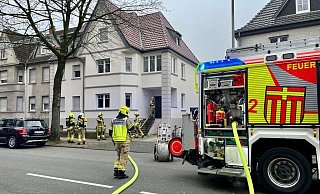 Feuerwehreinsatz an der Rathenaustraße in Paderborn: In einem Wohnhaus hat es gebrannt. - Ralph Meyer
