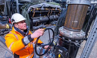 Experten des Fraunhofer Instituts haben analysiert, ob in Bad Oeynhausen Tiefengeothermie möglich ist. Das Institut betreut bereits 40 Großanlagen in Deutschland, darunter auch das Erdwärme-Kraftwerk in Schwerin. - Jens Büttner/dpa