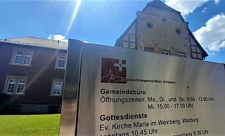 Die evangelische Kirchengemeinde – früher Warburg-Herlinghausen, nun Altkreis Warburg. - Simone Flörke