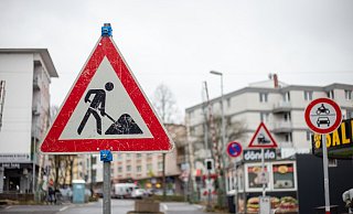 Zwischen dem Paderborner Ortsteil Marienloh und Bad Lippspringe wird es Bauarbeiten und deshalb Einschränkungen für Verkehrsteilnehmer geben. - Niklas Tüns