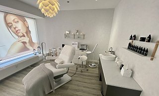 Im Studio gibt es ein Behandlungszimmer. - Mareike Köstermeyer