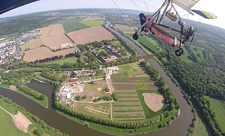 Die Landesgartenschau von oben: Der Bielefelder Luftbildfotograf Detlef Wittig hat aus einem Ultraleichtflieger fotografiert. - Detlef Wittig