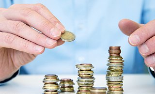 Viel finanzieller Handlunsspielraum bleibt der Stadt Löhne nicht mehr, jeder Euro muss umgedreht werden. - Andrea Warnecke/dpa