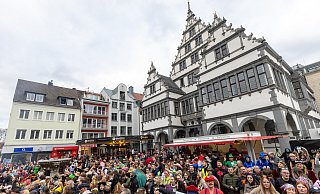 Der Zug durch Paderborn verlief am Samstag störungsfrei, schreibt die Polizei in der Pressemitteilung. - Niklas Tüns
