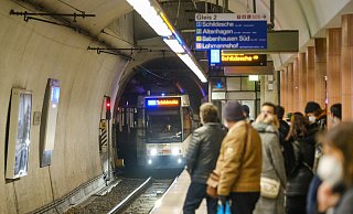 Der Stadtbahnverkehr im Tunnel ist lahmgelegt. - Foto: Andreas Zobe/NW
